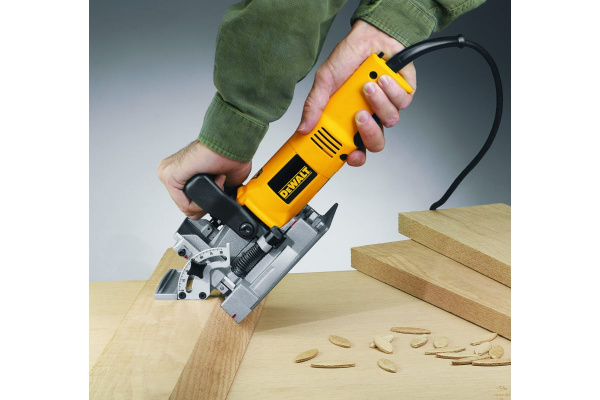 Фрезер ламельный DeWalt DW682K-QS  в Уфе