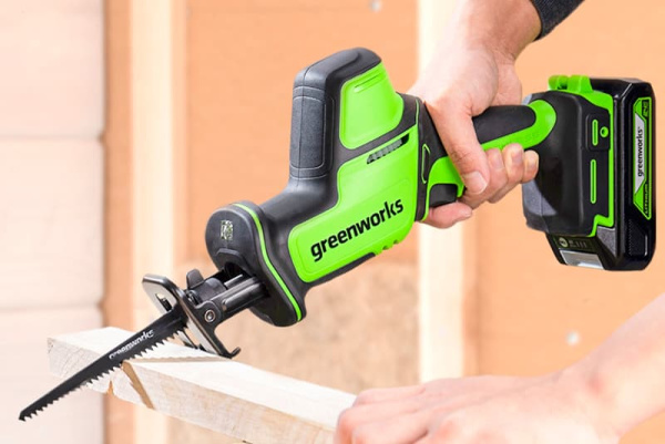 Пила сабельная компактная аккумуляторная Greenworks 1200507 в Уфе