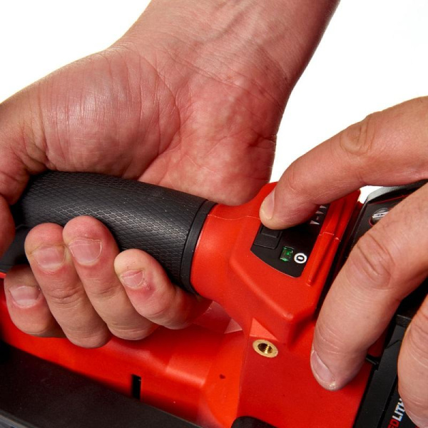 Аккумуляторный гвоздезабиватель Milwaukee M18 CN16GA-0 FUEL