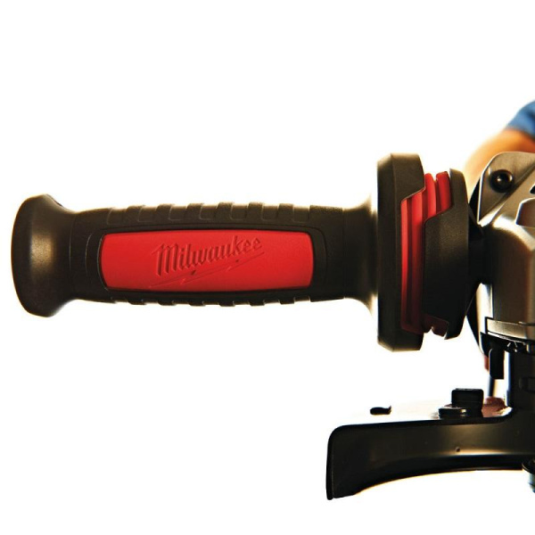 Угловая шлифмашина Milwaukee AGV 15-150 XC DMS 4933459165