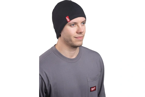 Шапка черная зимняя Milwaukee  4932493109