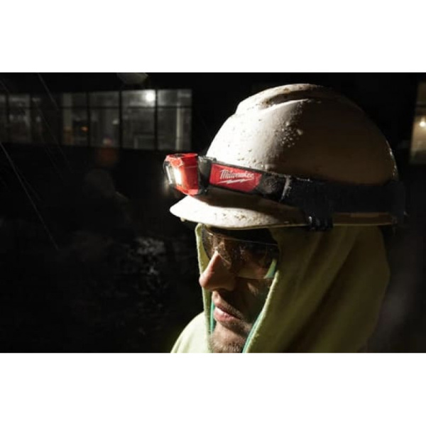 Аккумуляторный фонарь Milwaukee USB L4 HL-VIS-201 4933471389