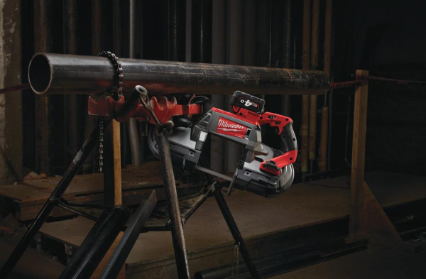 Акк. ленточная пила Milwaukee M18 CBS125-502C FUEL (Li-Ion5Ач)