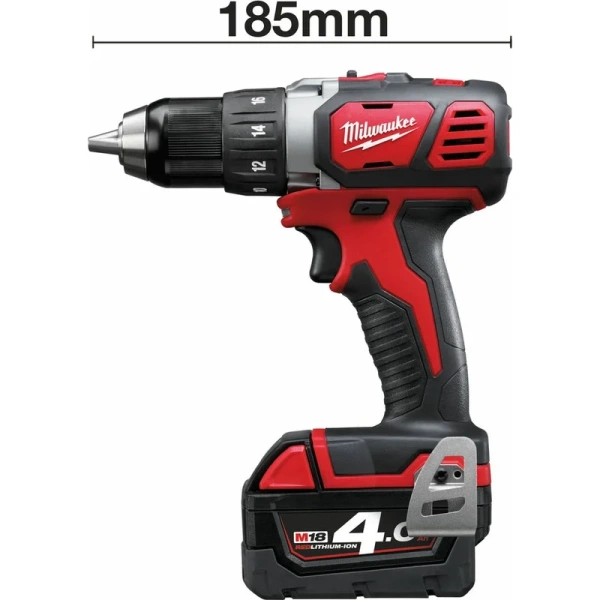 Аккумуляторная безударная дрель-шуруповерт Milwaukee M18 BDD-402C 4933443565