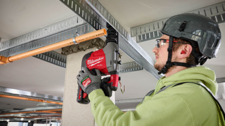 Аккумуляторный перфоратор Milwaukee M18 FHAFOH16-302X с системой пылеудаления  4933493533