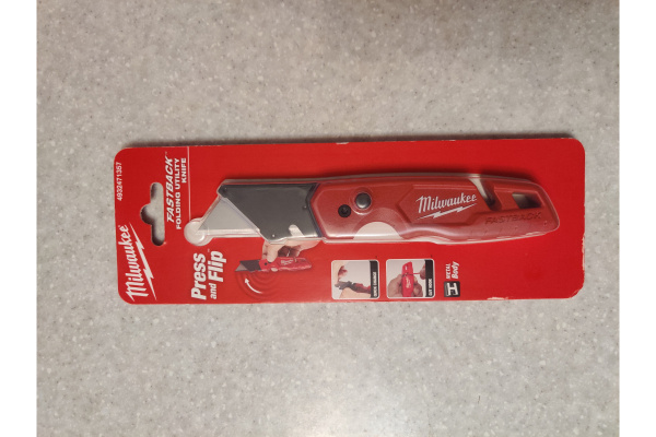 Нож многофункциональный Milwaukee (48229901) 4932471357