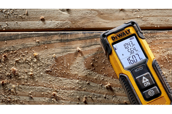 Дальномер лазерный DeWalt DWHT77100-XJ  (30м) в Уфе