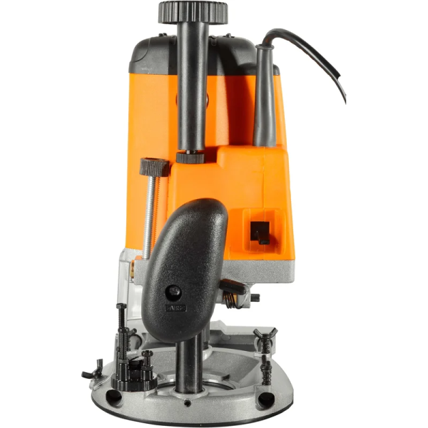 Фрезерная машина Вихрь ФМ-1900  72/13/2 в Уфе