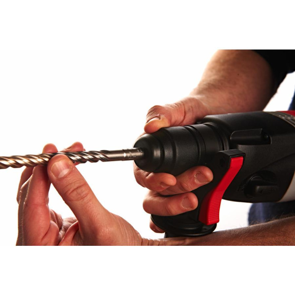 Перфоратор "Milwaukee" PFH 24 4933411470