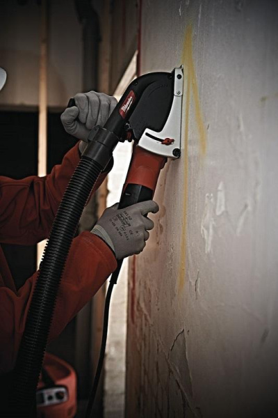 Угловая шлифмашина с системой пылеудаления Milwaukee AGV 12-125X DEC-SET 4933448020