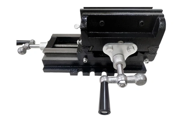 Тиски крестовые BELMASH CV125 RA097A в Екатеринбурге